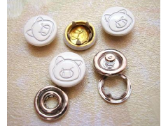 Jiangmen button factory teaches you how to distinguish and judge the material of button